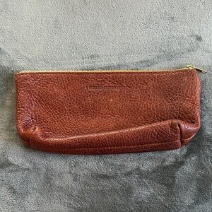 Portland Leather Goods Pebbled Leather Zip Pouch | Nutmeg | Suede Lined